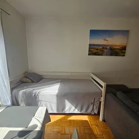 Am Bergpark Ruhig & Fusslaeufig Angebunden *